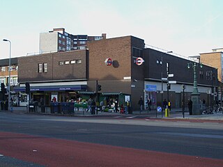 <span class="mw-page-title-main">Stockwell tube station</span> London Underground station