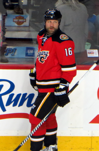 <span class="mw-page-title-main">Brian McGrattan</span> Canadian ice hockey player (born 1981)