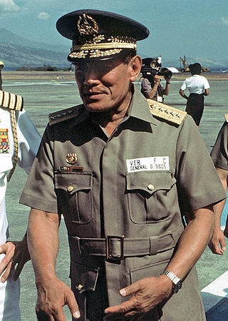 <span class="mw-page-title-main">Fabian Ver</span> Filipino general