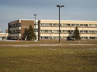 <span class="mw-page-title-main">Liverpool High School</span> Public school in Liverpool, New York, United States