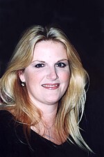 Yearwood at an event in Washington, D.C., 2002. Trisha Yearwood 2002.jpg