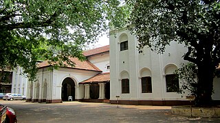 <span class="mw-page-title-main">Kerala Sahitya Akademi</span> Autonomous body to promote the Malayalam language and literature