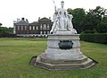 Queen Victoria statue