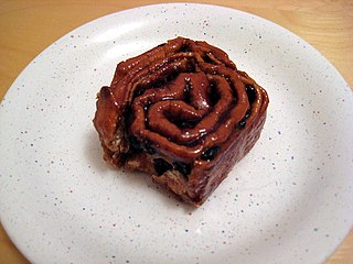 <span class="mw-page-title-main">Chelsea bun</span> English type of currant bun