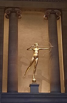 Diana statue at the Philadelphia Museum of Art