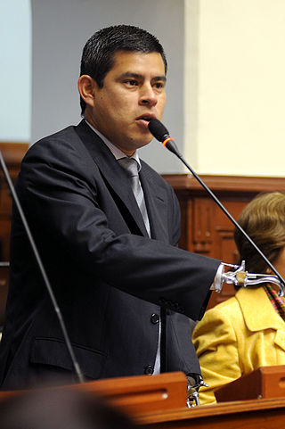 <span class="mw-page-title-main">Luis Galarreta</span> Peruvian Fujimorist politician