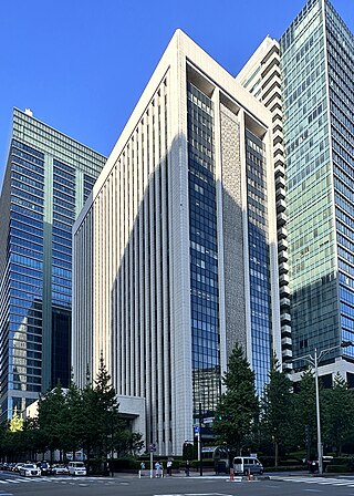 <span class="mw-page-title-main">Mitsubishi UFJ Financial Group</span> Japanese bank holding and financial services company