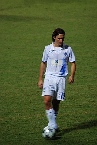 <span class="mw-page-title-main">Sávio</span> Brazilian footballer (born 1974)