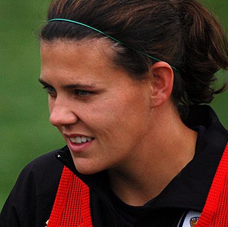 <span class="mw-page-title-main">Christine Sinclair</span> Canadian professional soccer player