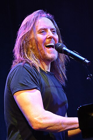 <span class="mw-page-title-main">Tim Minchin</span> Australian musician, writer, actor and comedian (born 1975)