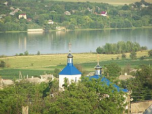 Свято-Дмитрівська церква в селі