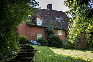 <span class="mw-page-title-main">Abbas Hall</span> Grade I listed building in Babergh, United Kingdom