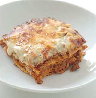 <span class="mw-page-title-main">Lasagna</span> Flat pasta and dishes made from it