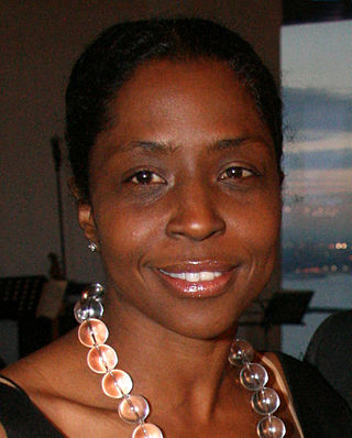 <span class="mw-page-title-main">Lorna Simpson</span> American photographer and multimedia artist