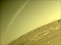 بسیاری شعله عدسی به تاریه ۴ آوریل ۲۰۲۱ در مریخ را که در عکس مریخ نورد مریخ‌نورد استقامت ظاهر می‌شود، با رنگین کمان اشتباه گرفتند تا اینکه ناسا این موضوع را روشن کرد.