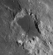 Cráter Boscovich.