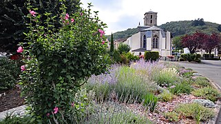 L'église Sainte-Cécile.