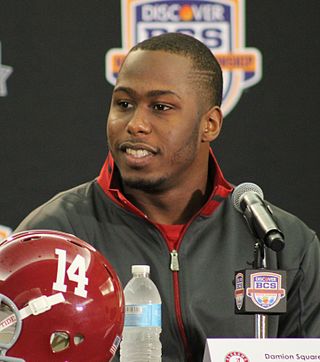 <span class="mw-page-title-main">Damion Square</span> American football player (born 1989)