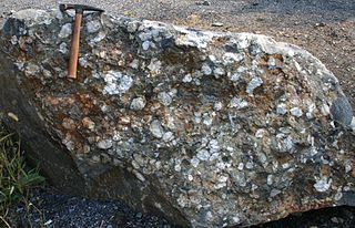 <span class="mw-page-title-main">Conglomerate (geology)</span> Sedimentary rock composed of smaller rock fragments