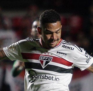 <span class="mw-page-title-main">Luciano (footballer, born 1993)</span> Brazilian footballer