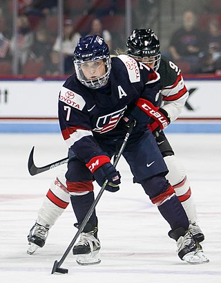 <span class="mw-page-title-main">Monique Lamoureux</span> American ice hockey player