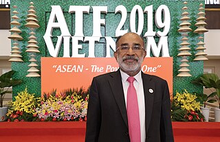 <span class="mw-page-title-main">Alphons Kannanthanam</span> Indian politician