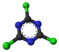 Model molekuly trichlortriazinu