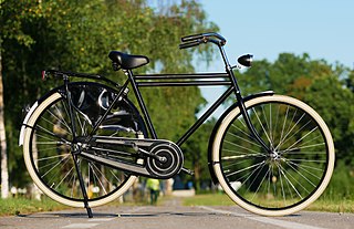 <span class="mw-page-title-main">Roadster (bicycle)</span> Type of utility bicycle