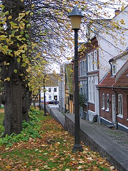 Street in the auld toun