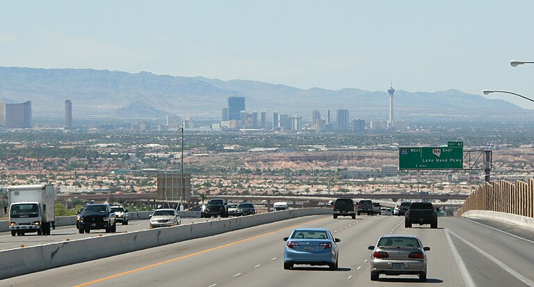 Las Vegas depuis l'autoroute