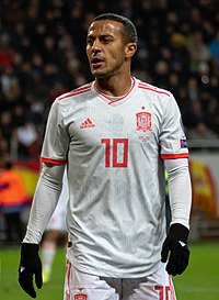 UEFA EURO qualifiers Sweden vs Spain 20191015 Thiago Alcantara 13 (cropped)