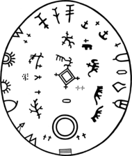Stiliserte tegninger av Anders Paulsens tromme (til venstre) og Bindalstromma (til høyre). De to sjamantrommene (runebommer) representerer på flere vis ytterpunkt blant de kjente samiske trommene: Den første er en skåltromme fra Vadsø i Øst-Finnmark – formet av ei utskåret rirkule, den andre er en rammetromme fra Bindal, sør i Nordland – formet ved sveiping av et helt, smalt og tynt trestykke til en oval. Den første er typisk nordsamisk, med flere horisontale nivå som tolkes som ulike (ånde)verdner. Den andre er typisk sørsamisk, med et rombeformet solsymbol i midten, og ulike figurer spredt rundt kanten av tromma. Typisk for sørsamiske trommer har den motiv fra både den religiøse sfæren og fra dagliglivet. Anders' tromme er en av de eldste vi kjenner, den gikk ut av samisk eie i 1691.[7] Tromma fra Helgeland var i samisk eie helt fram til 1925.[8]