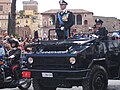 Generale anziano dei carabinieri su un VM 90 durante la parata della "Festa della Repubblica" 2007 in Italia