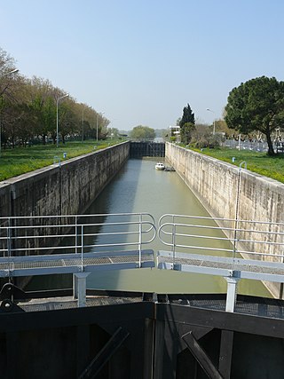 <span class="mw-page-title-main">Canal d'Arles à Fos</span>