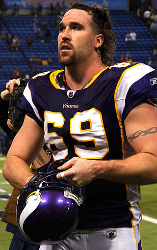 <span class="mw-page-title-main">Jared Allen</span> American football player and curler (born 1982)