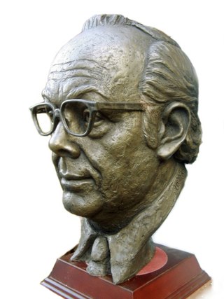 <span class="mw-page-title-main">Eric Morecambe</span> English comedian (1926–1984)