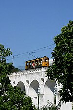 Santa Teresa Tram over the aqueduct arches in 2007