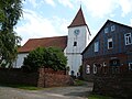 De Sint-Jürgenskerk met daarnaast het kostershuis