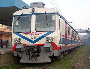 Gebze'de bekleyen B2 hattı treni