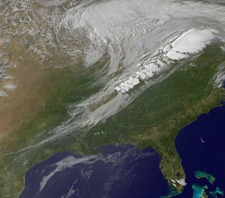 <span class="mw-page-title-main">Cold front</span> Leading edge of a cooler mass of air