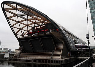 <span class="mw-page-title-main">Canary Wharf railway station</span> National rail station in East London, England