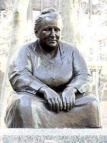 Gertrude Stein by Jo Davidson - DSC06451.JPG