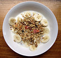 Muesli (cereales, frutas y frutos secos).