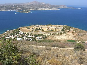 Fort Izzedin mit Eingang der Bucht