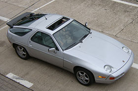 Porsche 928