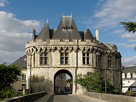 Porte Saint-Georges.