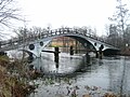 Metallbrücke über einen Seitenarm oberhalb des „Zehdenicker Mühlenstaus“