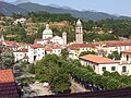 Veduta di Pontremoli con la cupola della Cattedrale e il campanile