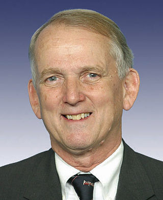 <span class="mw-page-title-main">Rob Simmons</span> American politician (born 1943)