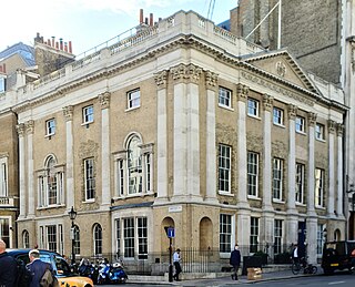 <span class="mw-page-title-main">Brooks's</span> Gentlemens club on St Jamess Street in London, England